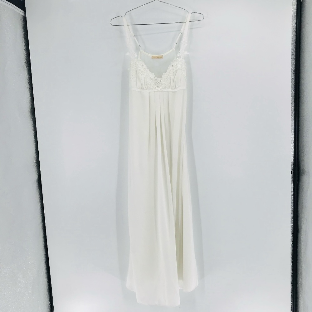 Flora Nikrooz Sleeveless Bridal Night Gown White Size Medium